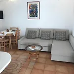 Donadini شقة *