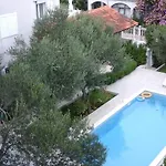 Donadini تروغير